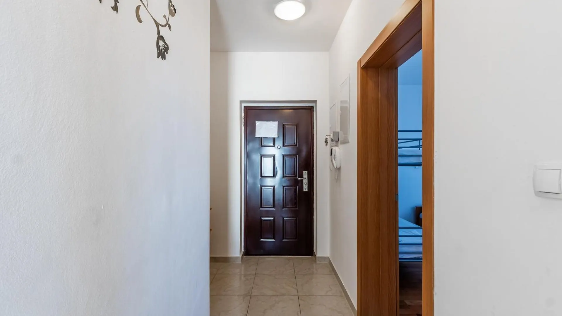 Apartment Village Nin