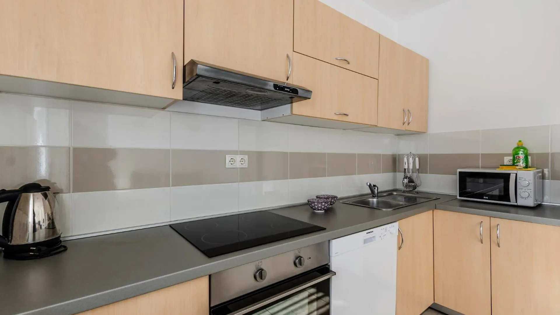 Apartment Village Nin