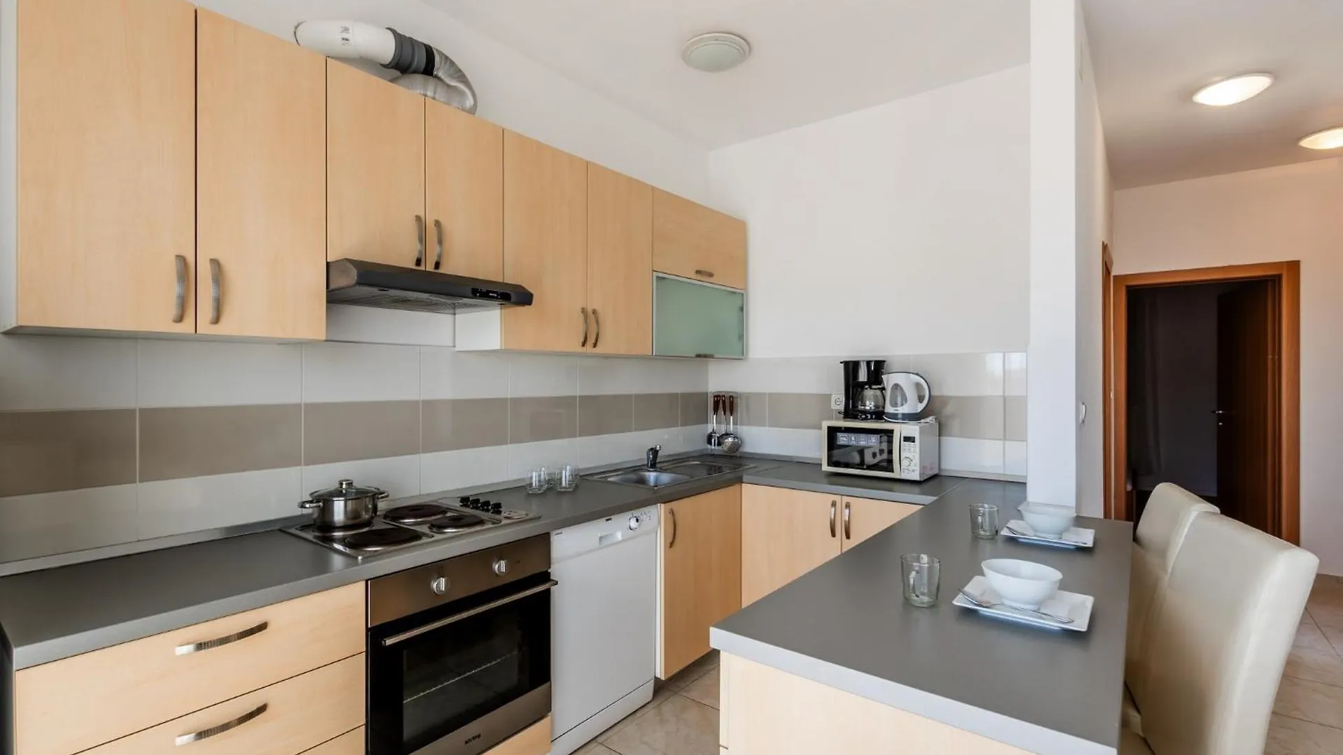 Apartment Village Nin