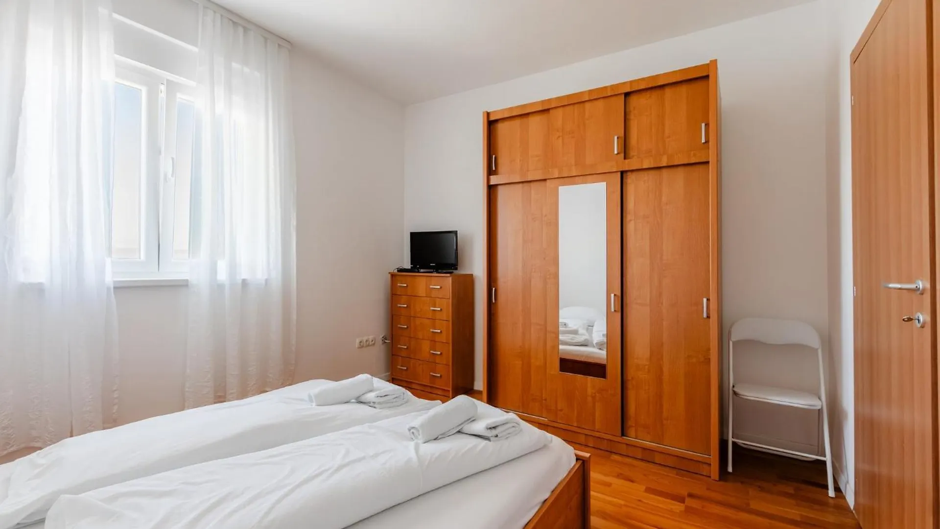 Apartment Village Нин 0*,  Хорватия